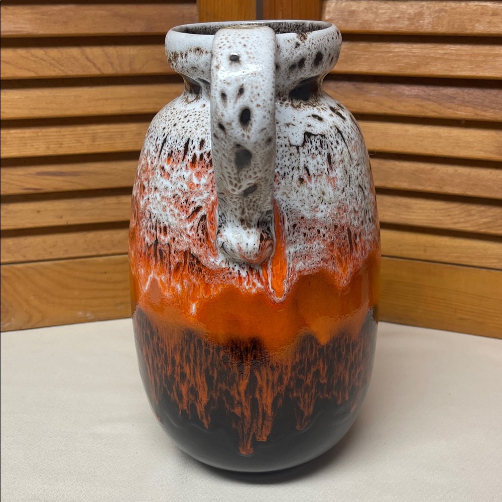 Artisan Mid Century Modern Pitcher, Apollo Series from Blue Mountain Pottery - Picture 10 of 16
